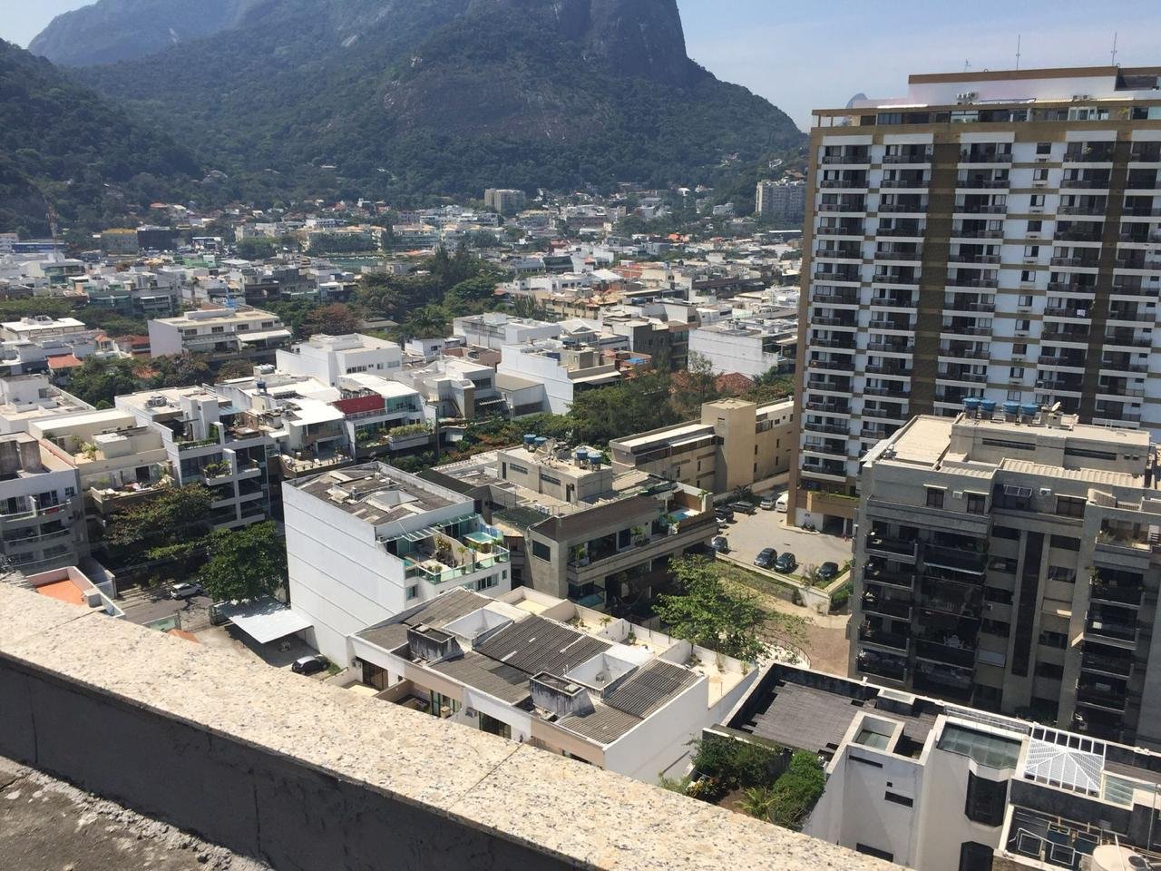 EMP0024 - Oportunidade de Investimento: Ativo Hoteleiro Premium – Barra da Tijuca, RJ