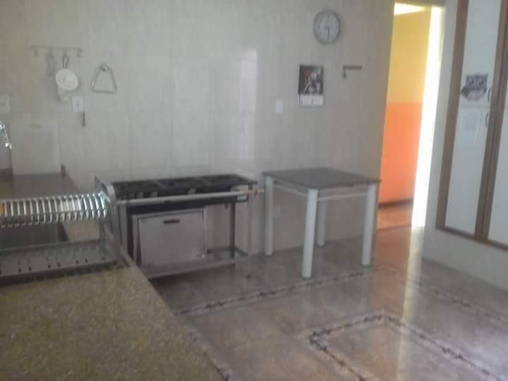 AL00011- Casa temporada em Cabo Frio 50 pessoas