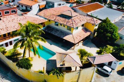 AL00018  - Sua Casa de Temporada VIP em Cabo Frio: Conforto para 48 Pessoas no Recanto das Dunas!