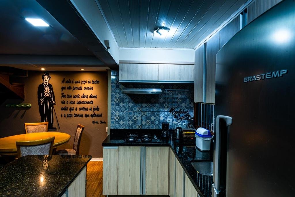 AL0009- Apartamento Completo de 3 quartos em Gramado