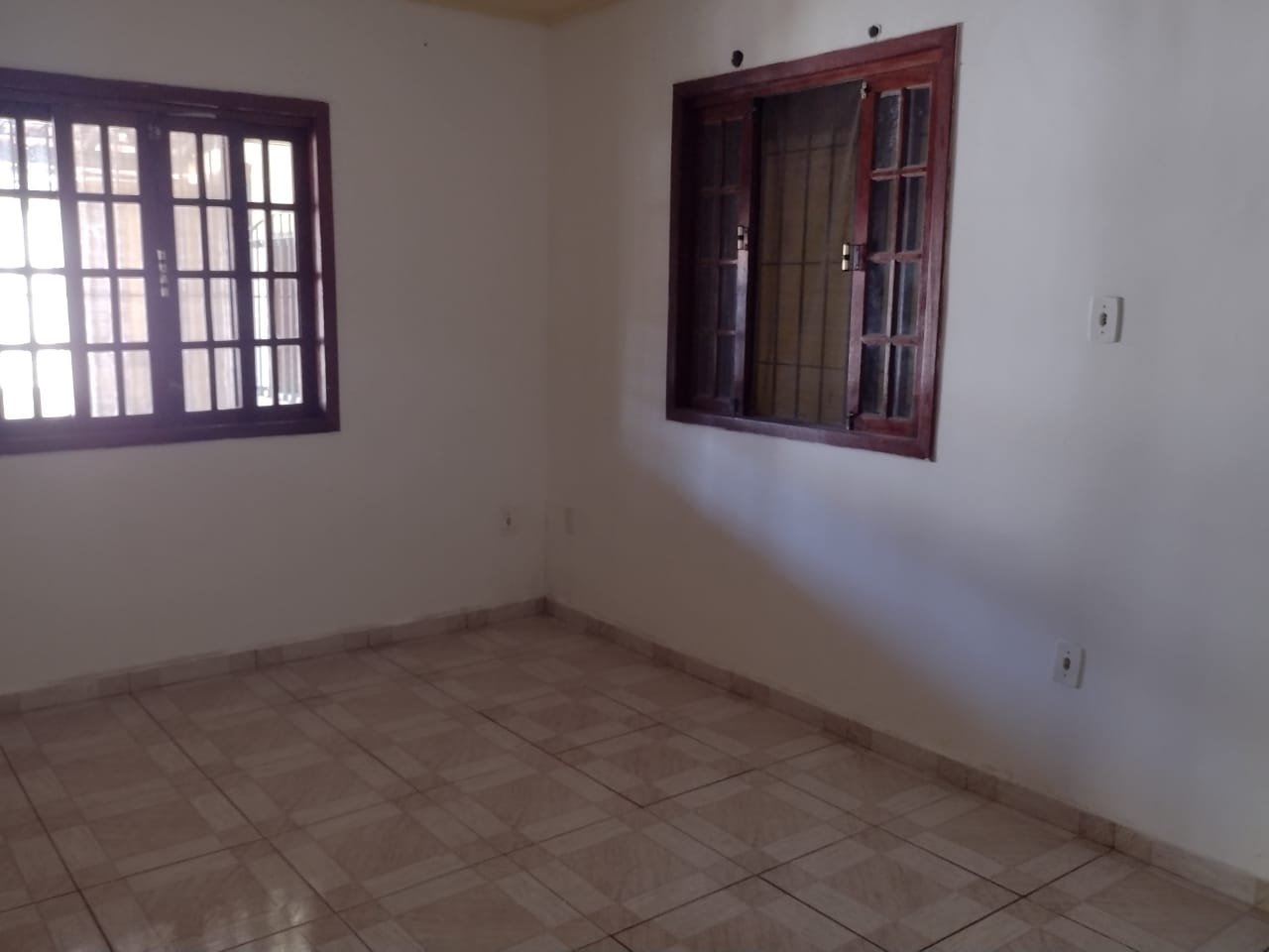 CS00008 - Casa 2 quartos sendo 1 Suíte na Lagoinha - São Gonçalo
