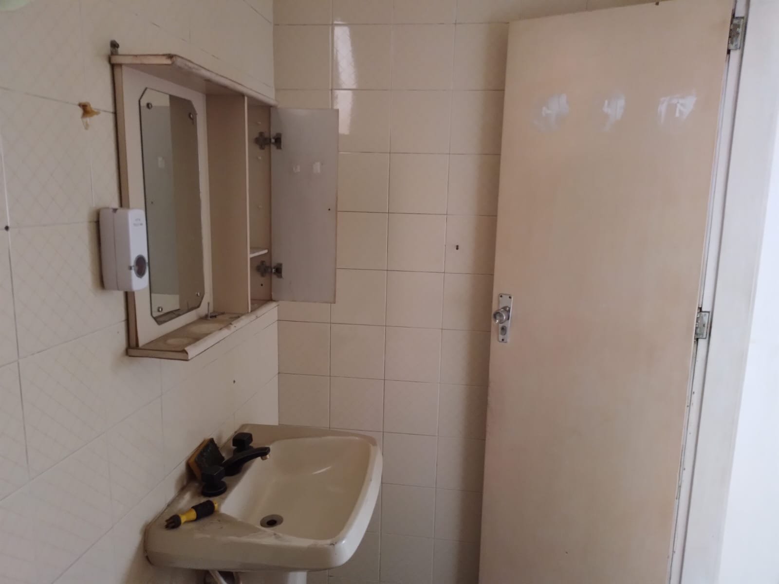 CS00009  - Casa Superior Lagoinha -São Gonçalo