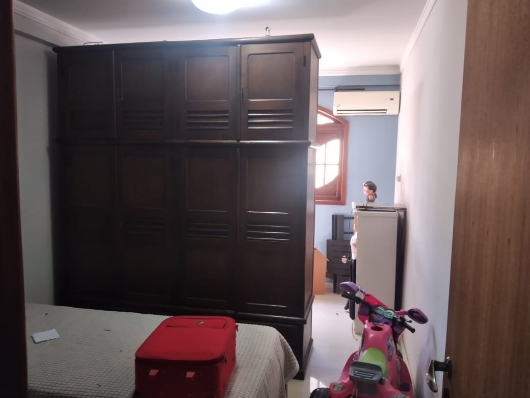 CS000110 - Residência em ITAUNA tipo sobrado em São Gonçalo