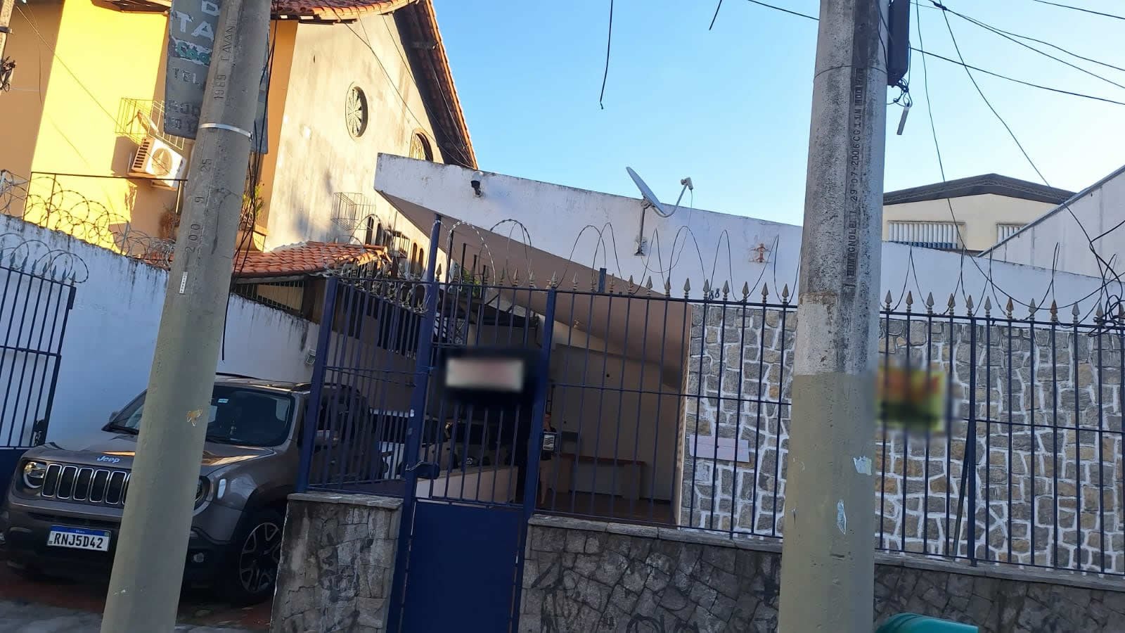 CS00012-  Casa a venda no centro de São Gonçalo