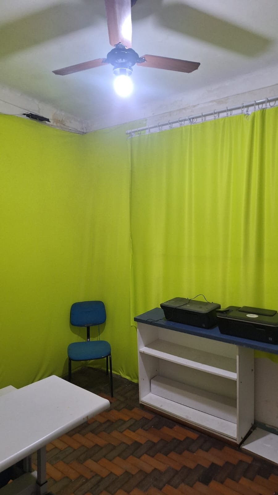 CS00012-  Casa a venda no centro de São Gonçalo