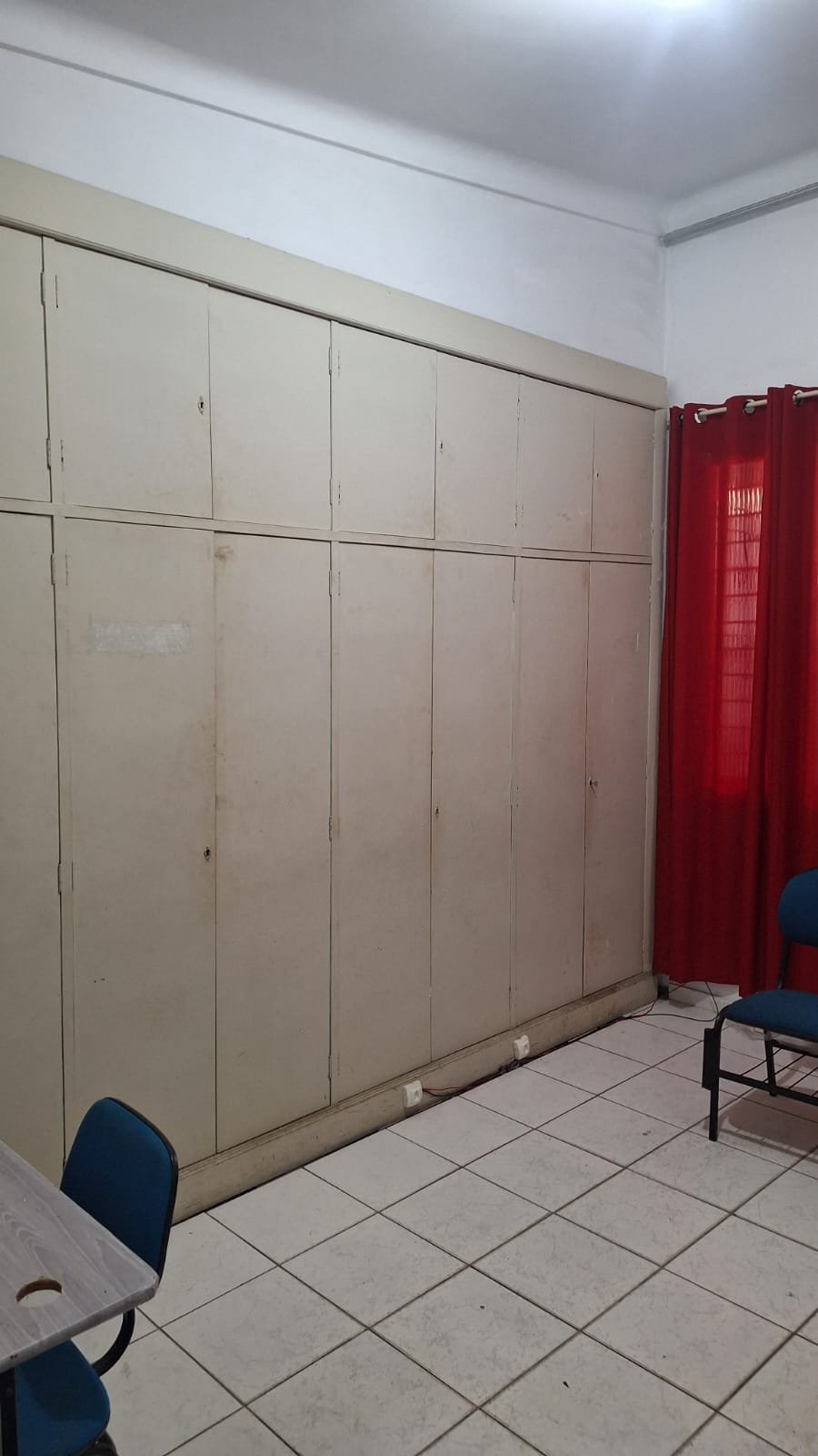 CS00012-  Casa a venda no centro de São Gonçalo