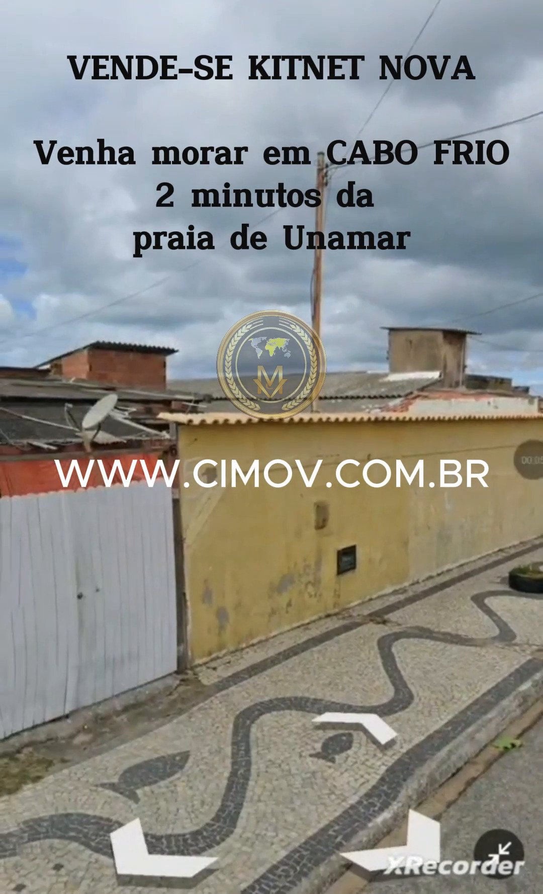 CS00014 - Vende-se kitnet NOVA a 2  minutos da praia de Cabo Frio, Unamar - RJ