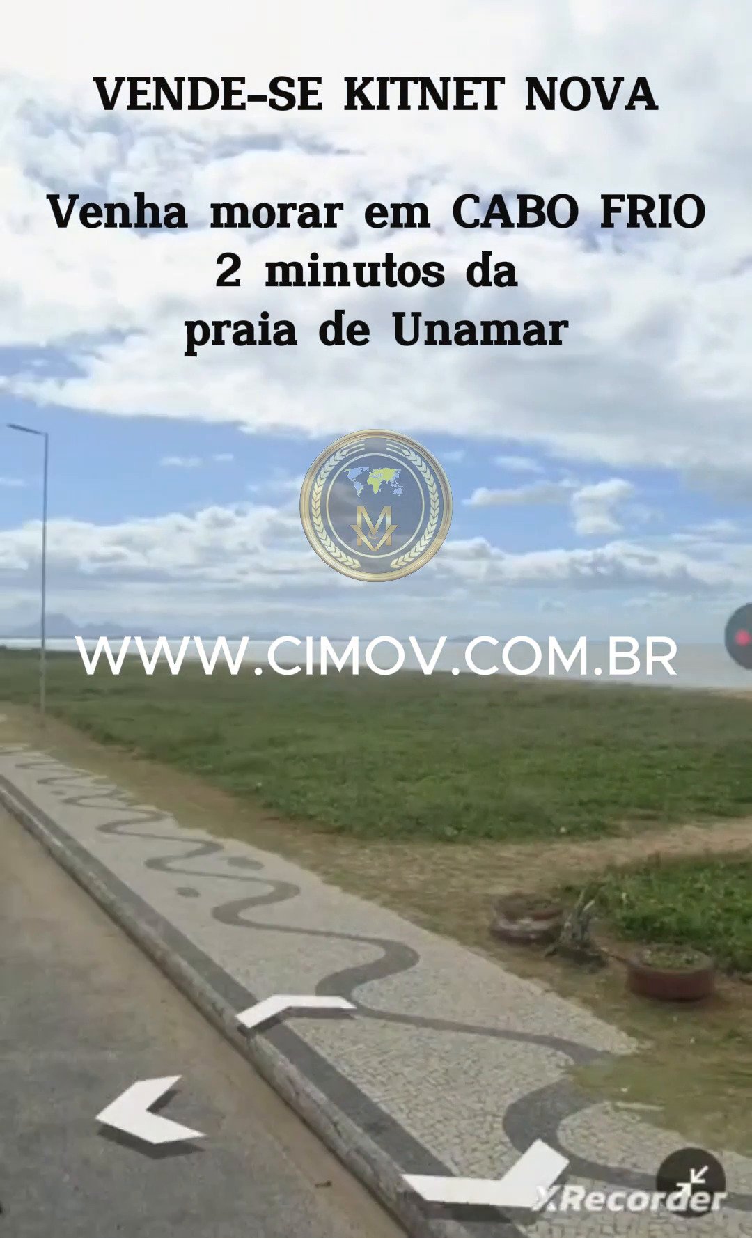 CS00014 - Vende-se kitnet NOVA a 2  minutos da praia de Cabo Frio, Unamar - RJ