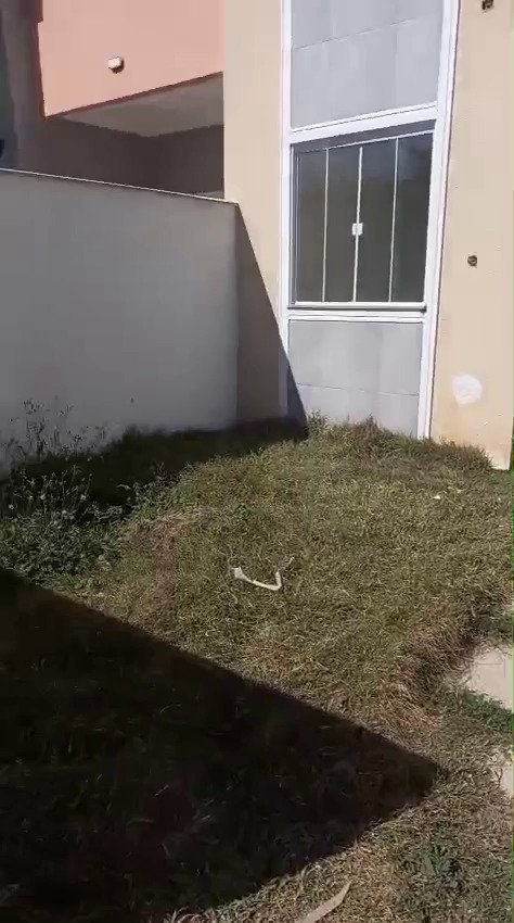 CS00014 - Vende-se kitnet NOVA a 2  minutos da praia de Cabo Frio, Unamar - RJ