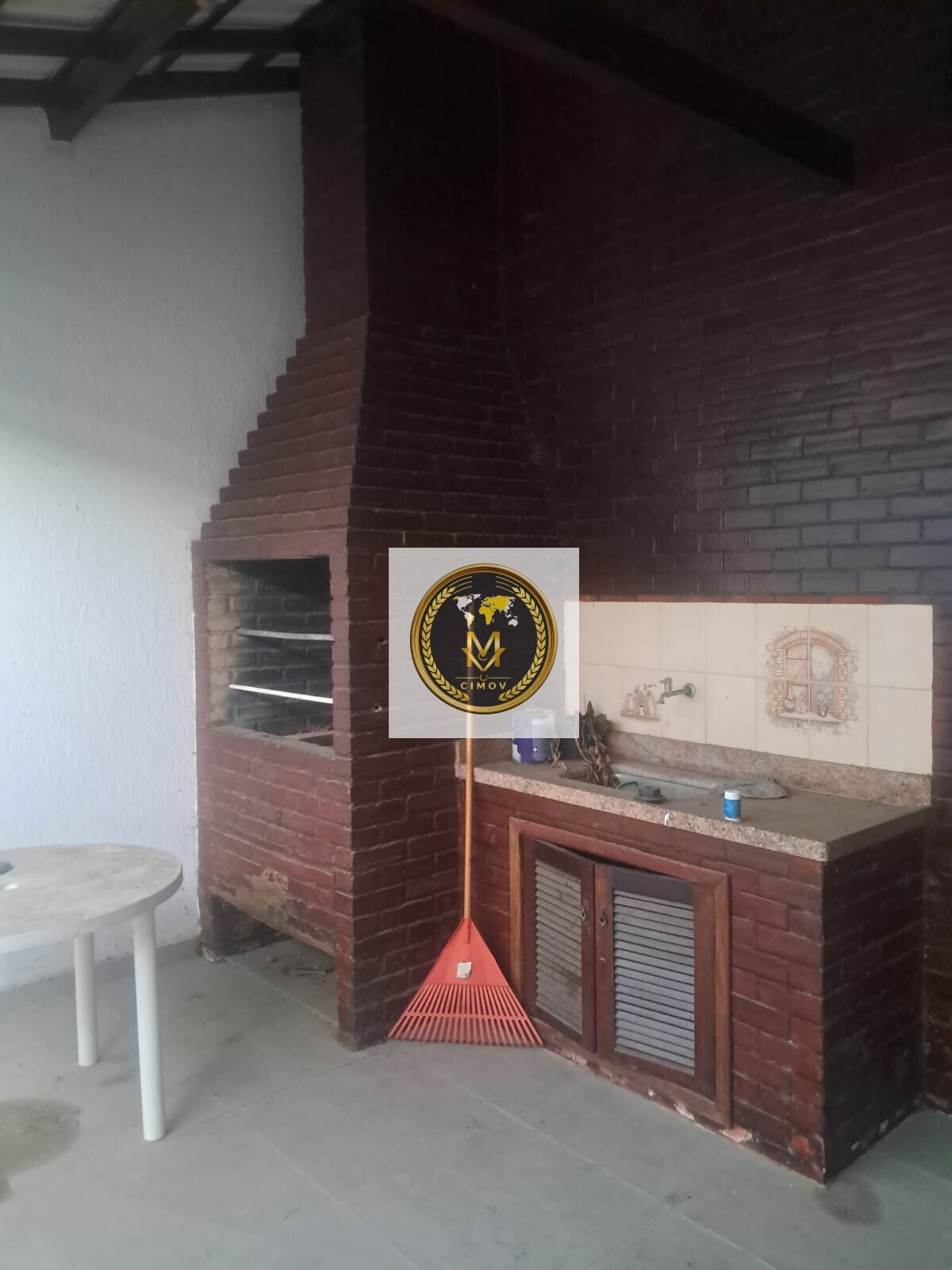 CS00030- Casa Térrea com Amplo Terreno de 1.020m² + Área de Lazer Completa - Excelente Oportunidade