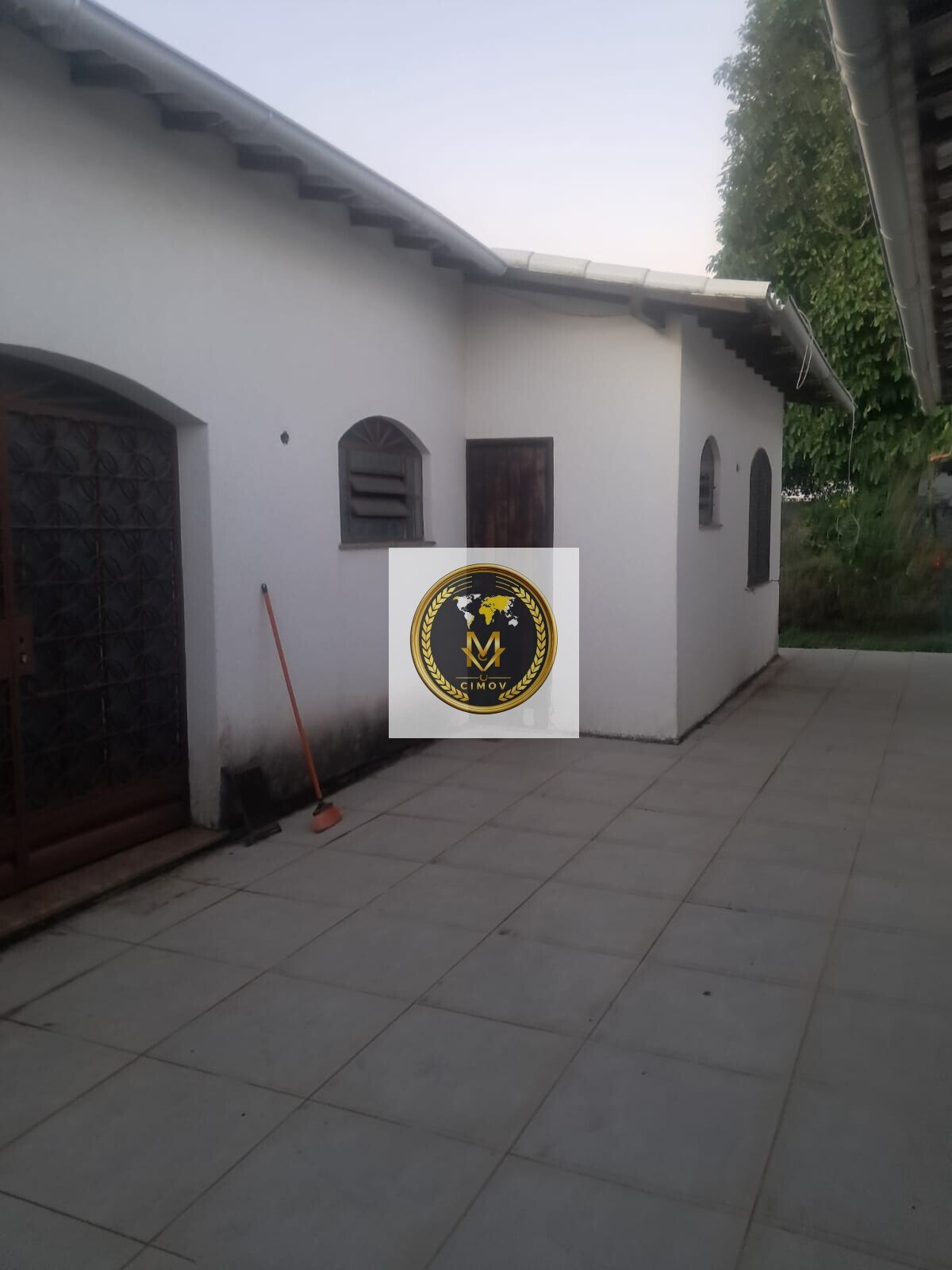 CS00030- Casa Térrea com Amplo Terreno de 1.020m² + Área de Lazer Completa - Excelente Oportunidade