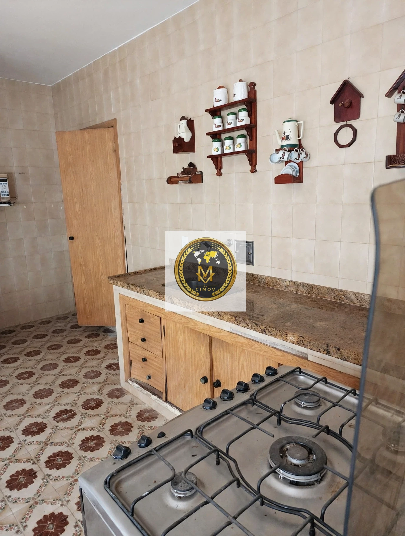 CS00030- Casa Térrea com Amplo Terreno de 1.020m² + Área de Lazer Completa - Excelente Oportunidade