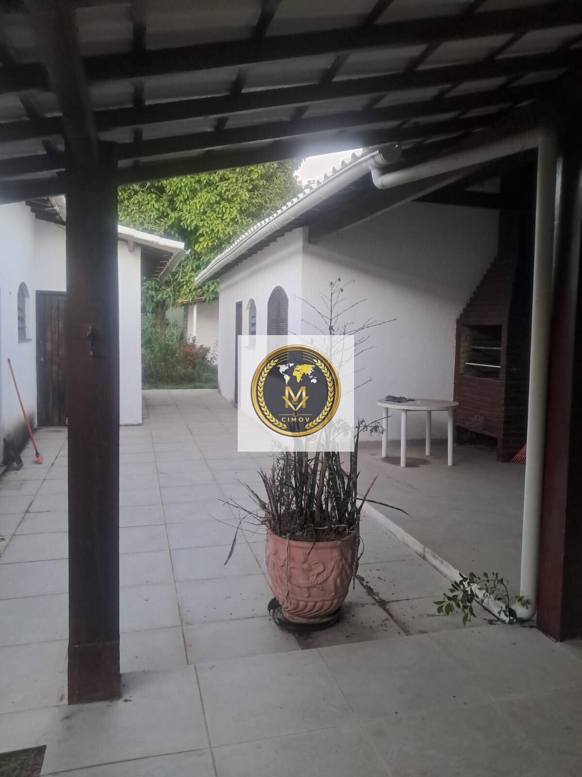 CS00030- Casa Térrea com Amplo Terreno de 1.020m² + Área de Lazer Completa - Excelente Oportunidade