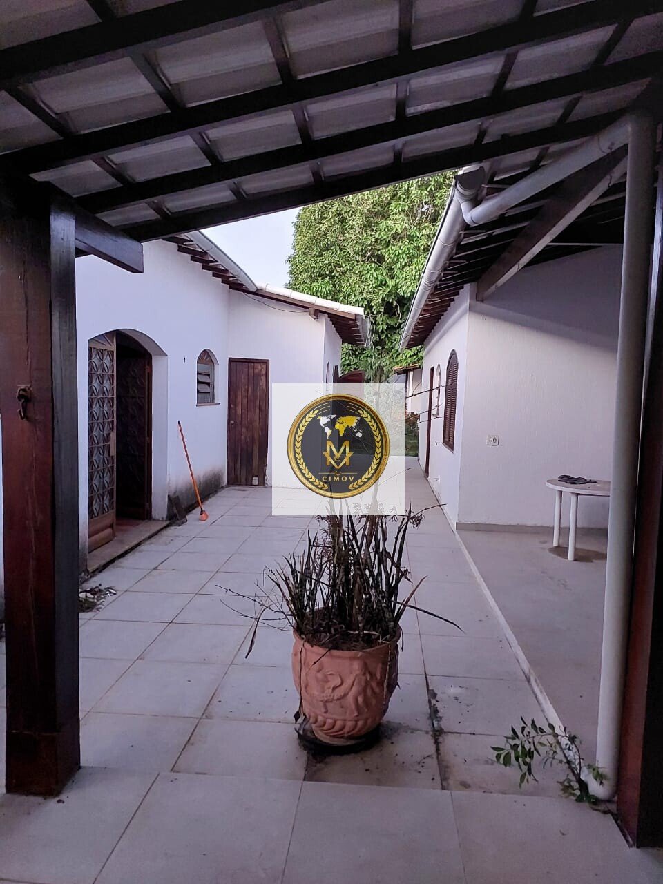 CS00030- Casa Térrea com Amplo Terreno de 1.020m² + Área de Lazer Completa - Excelente Oportunidade