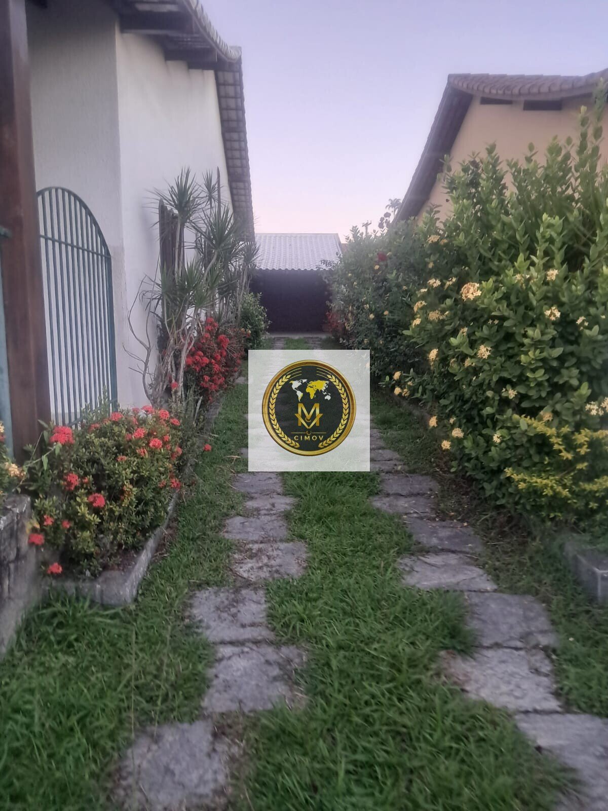 CS00030- Casa Térrea com Amplo Terreno de 1.020m² + Área de Lazer Completa - Excelente Oportunidade
