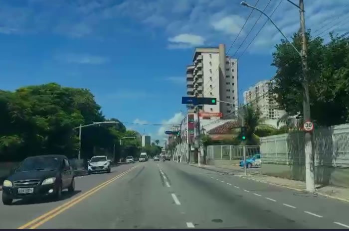 EMP0001- Òtima proposta investimento - Edifícil  em Campos de Goytacazes