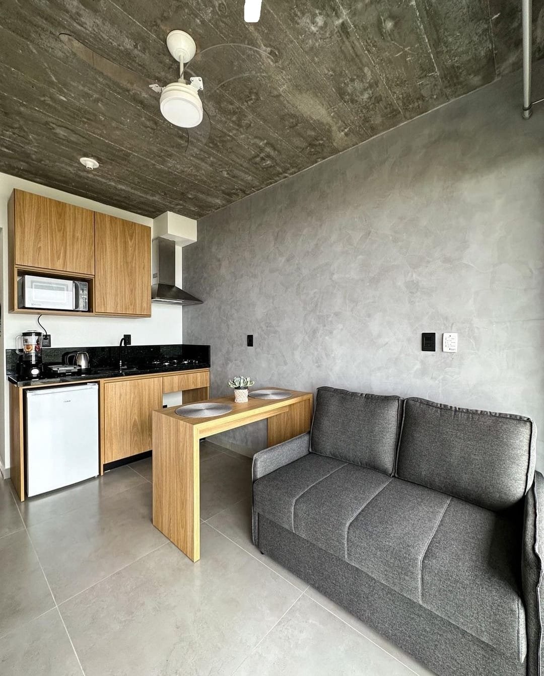 EMP00035 -*EXCELENTE PRÉDIO À VENDA* *IMBITUBA/SC