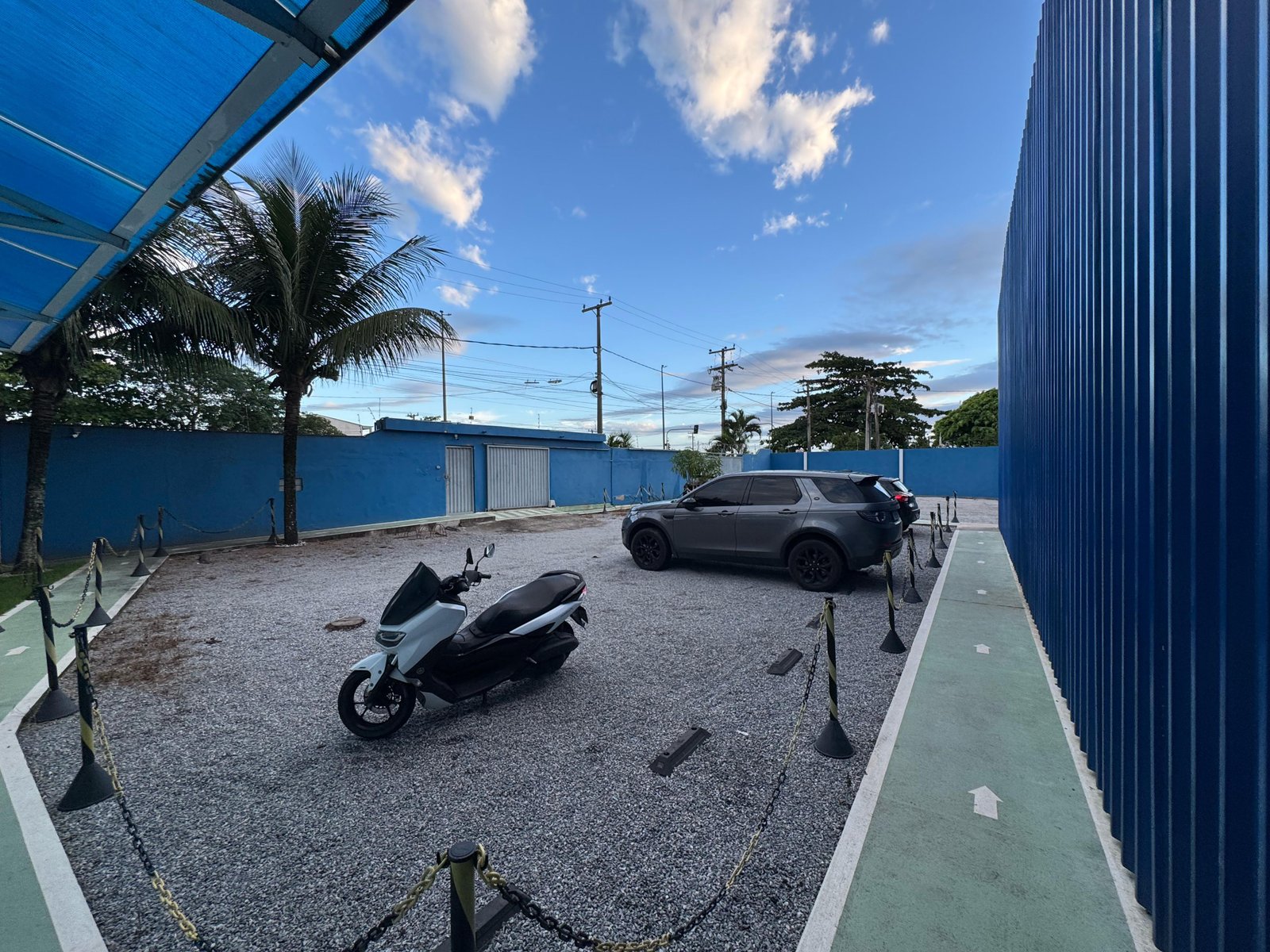 EMP0005 - EMPRESA EM FUNCIONAMENTO COM CONTRATO