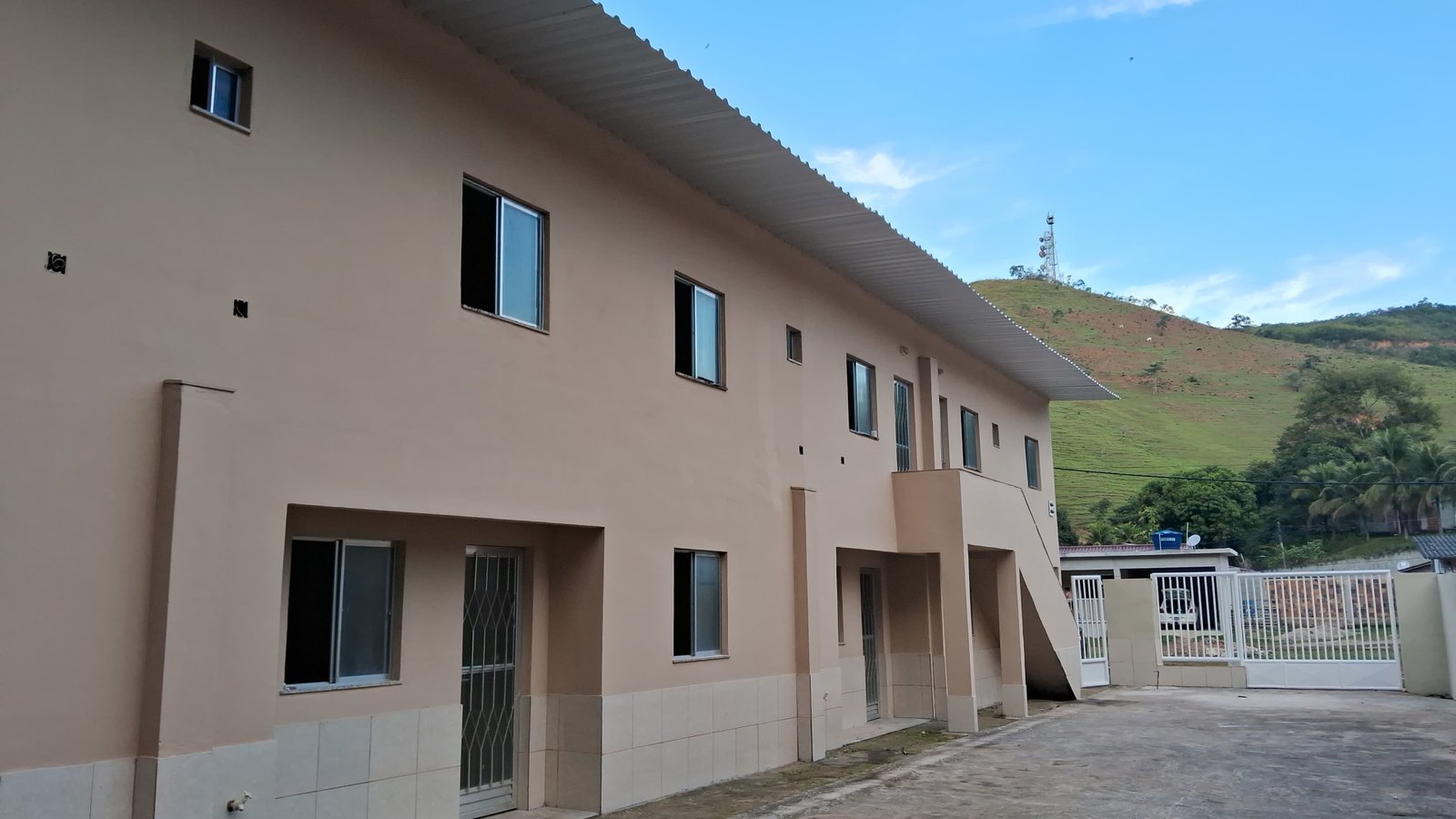 EMP0007- Venda de 6 aptos em São Gonçalo- RJ EMP0007- Venda de 6 aptos em São Gonçalo- RJ