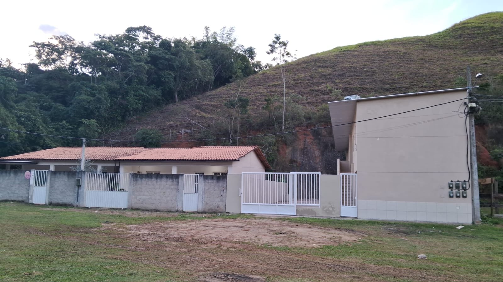 EMP0007- Venda de 6 aptos em São Gonçalo- RJ EMP0007- Venda de 6 aptos em São Gonçalo- RJ