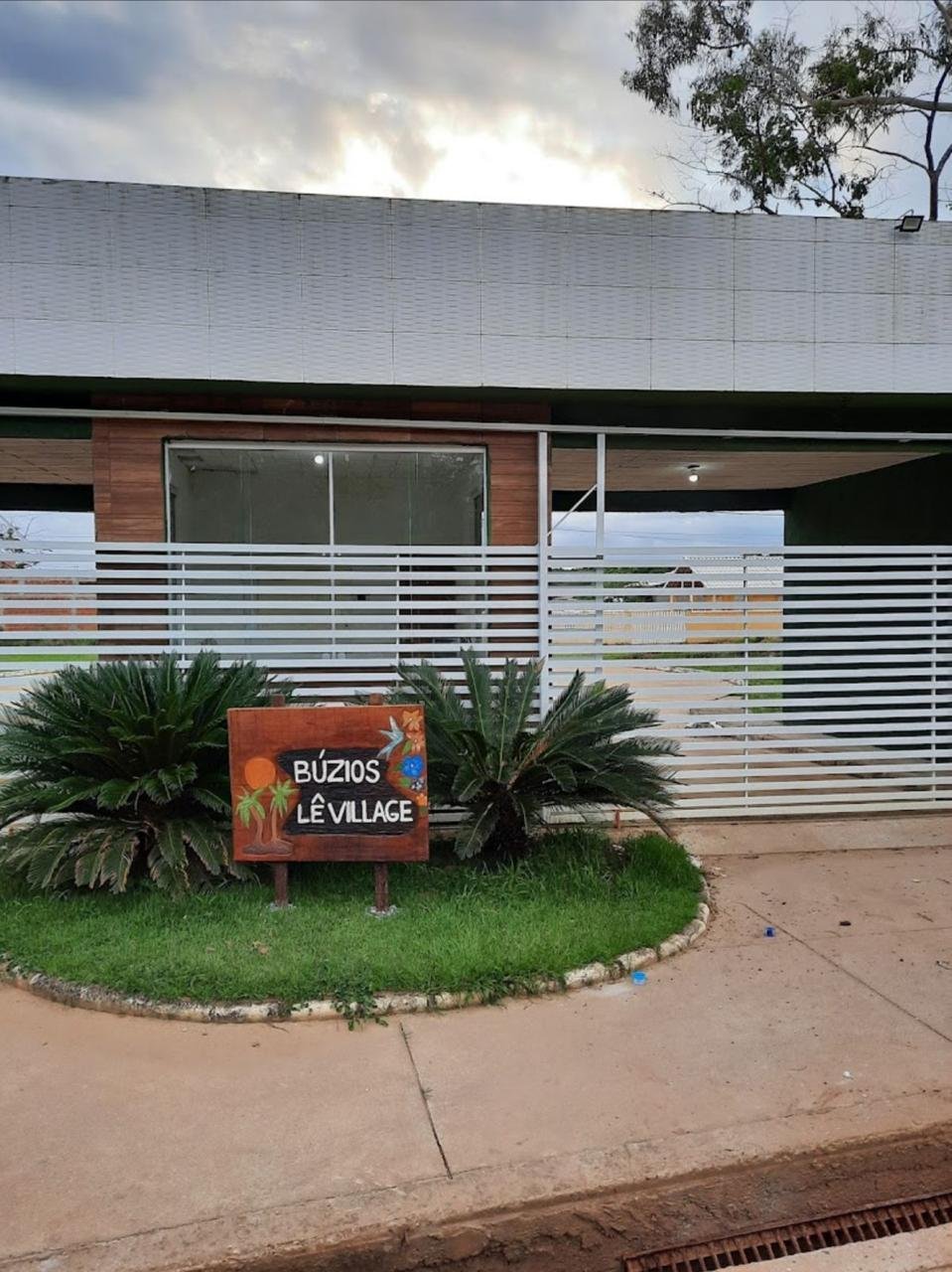 EMP0022-  160 lotes baratos em Buzios/Cabo Frio com 600metros cada EMP0022-  160 lotes baratos em Buzios/Cabo Frio com 600metros cada