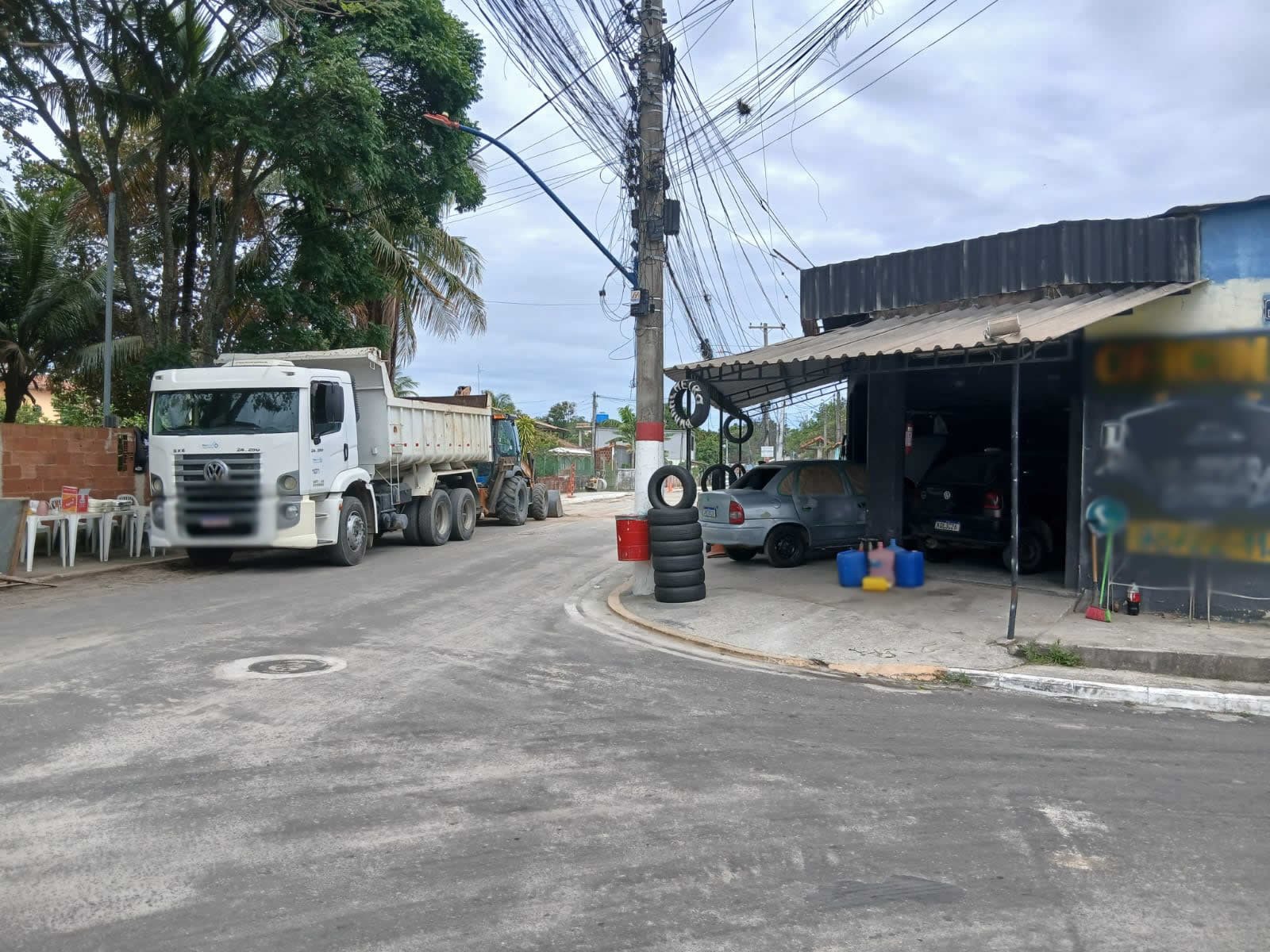 LJ0005- Vende-se loja 04 em Maricá de frente São Jose de Embassaí