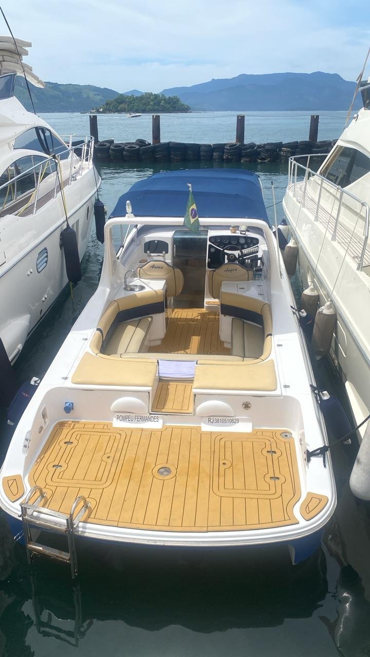 Oportunidade em Angra: Lancha 2012 – Performance e Conforto